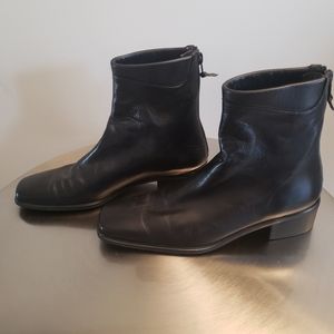 Women's leather booties